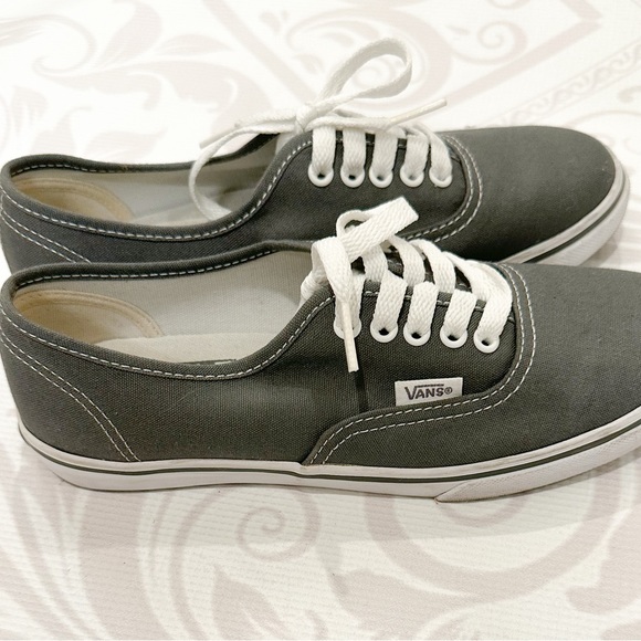 Vans Unisex's Authentic LO PRO Sneakers 4 Men US / 5.5 Women US (Pewter/White) - Picture 5 of 9